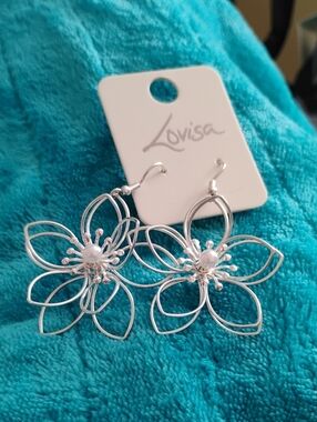 Lovisa Silver Floral Drop Earrings with Pearl Accent